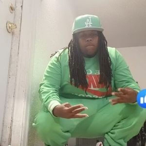 Meet your Posher, Adrian